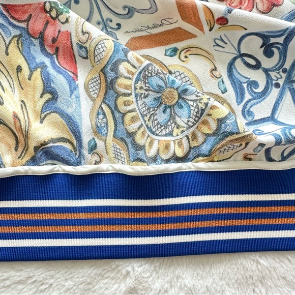 Dolce&Gabbana women bomber size 42IT or M Authentic Retail 1250$ - Picture 11 of 16